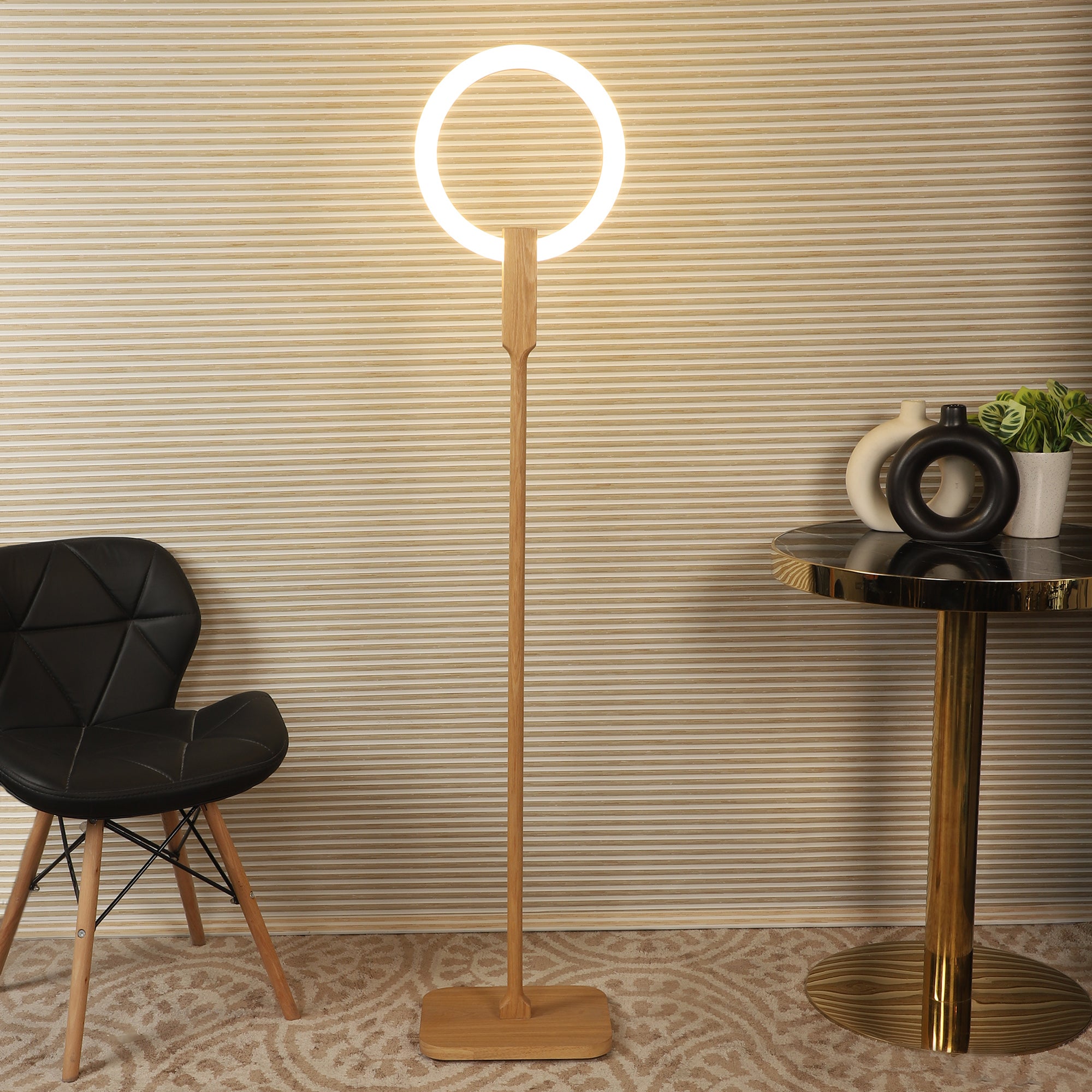 WOODEN RING FLOOR LAMP
