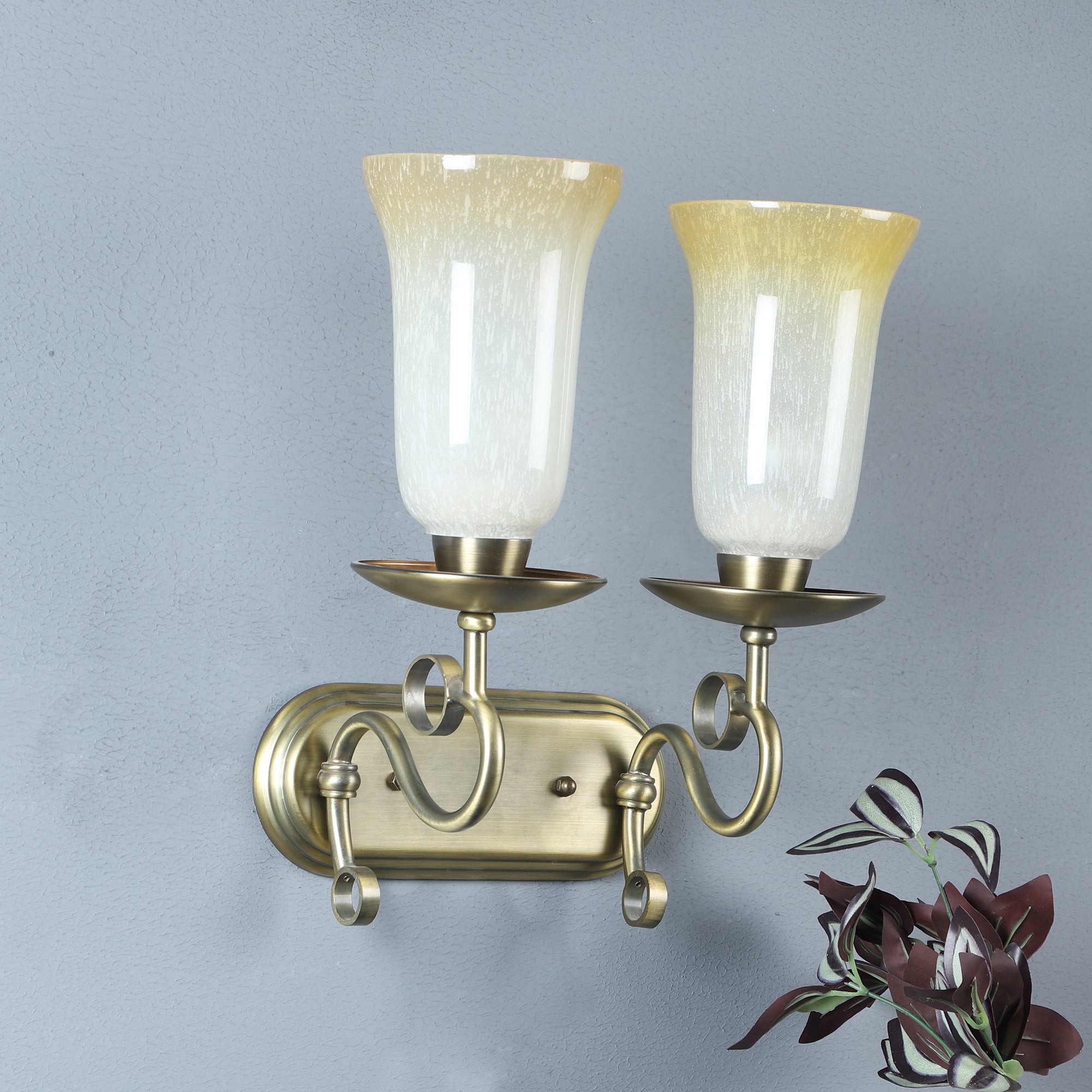 NEPOLEON LAMP