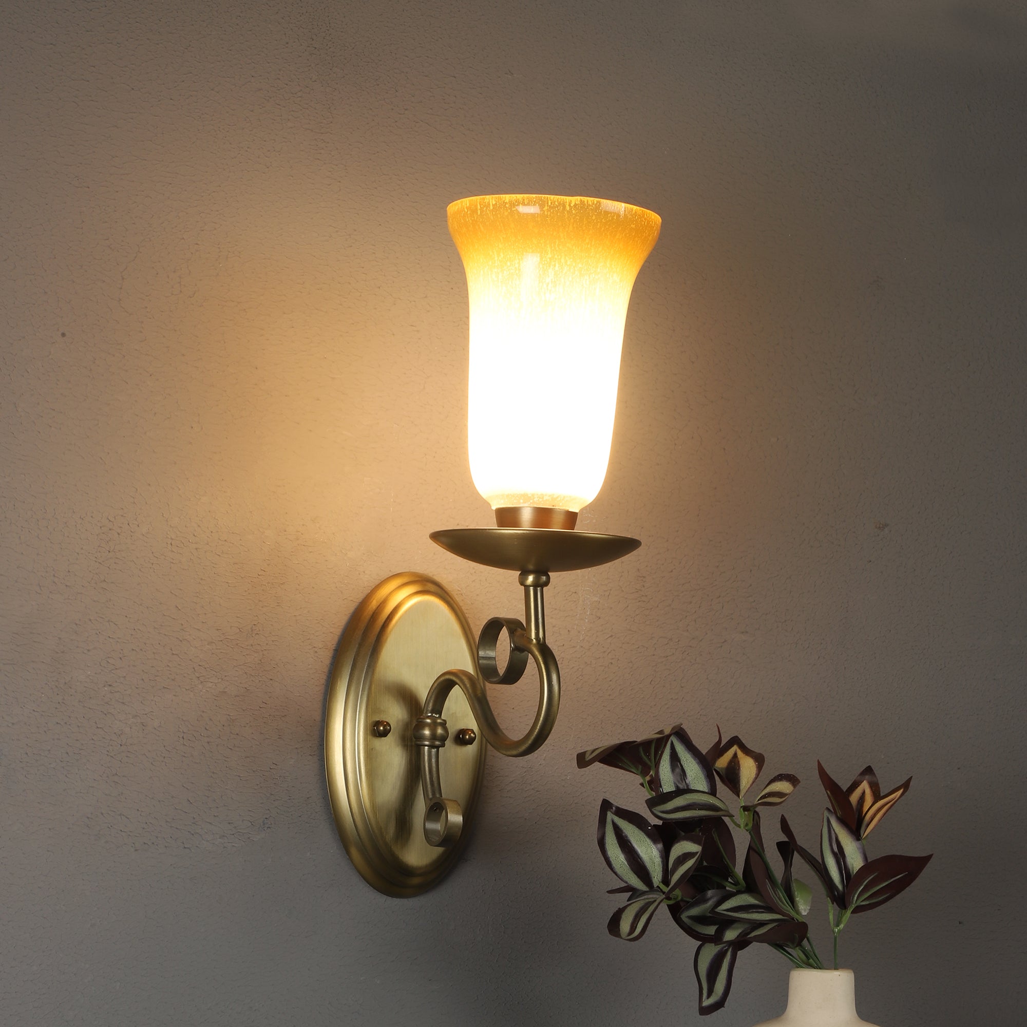 NEPOLEAN LAMP - 1