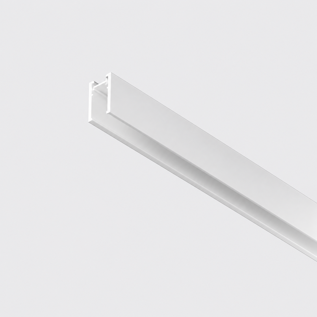 Surface track for the Bespoke 10 mm White system; family image shared across 1 m, 2 m and 3 m length options.