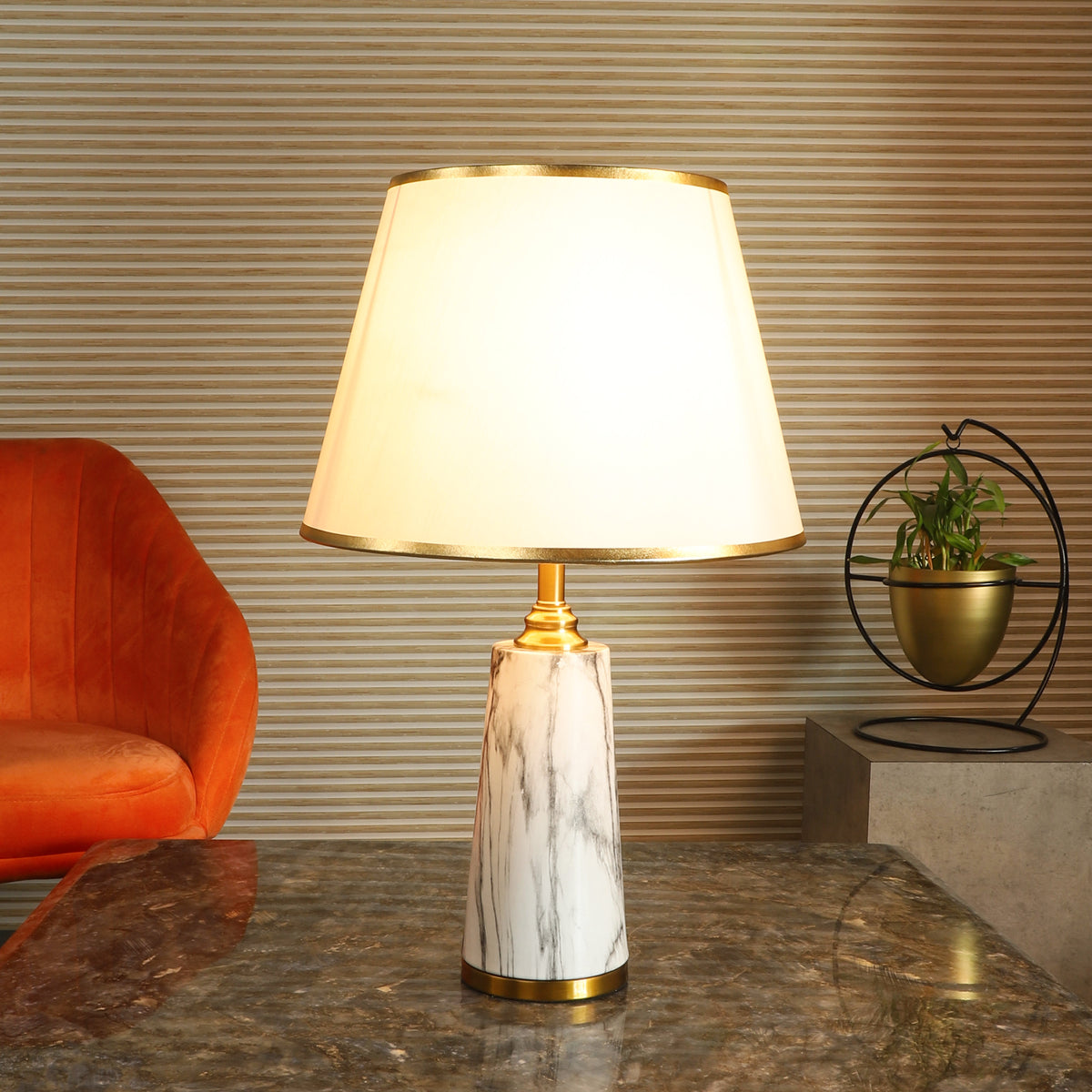 Satvario Tribute Table Lamp