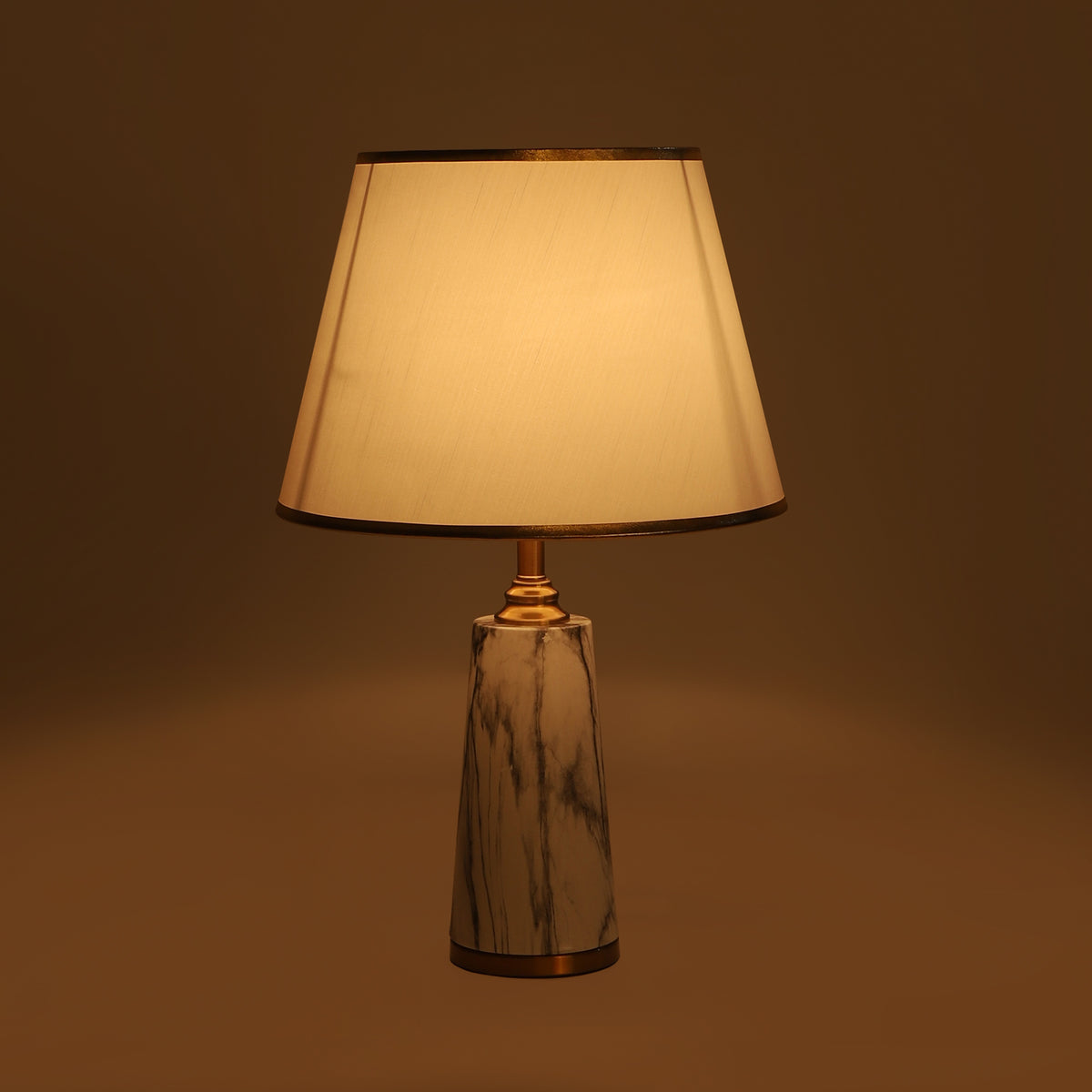 Satvario Tribute Table Lamp