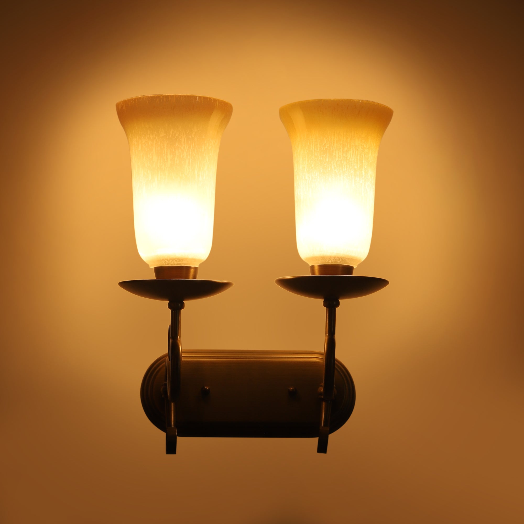 NEPOLEON LAMP