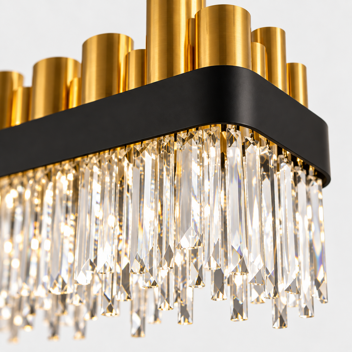 Close-up crystal detail of AURELIS-L chandelier